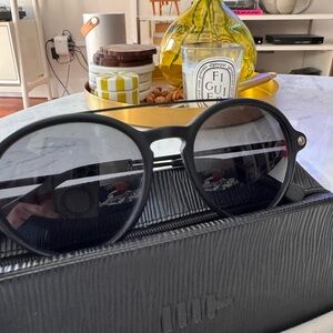 Mosley Tribes Danville Chic Black Sunglasses